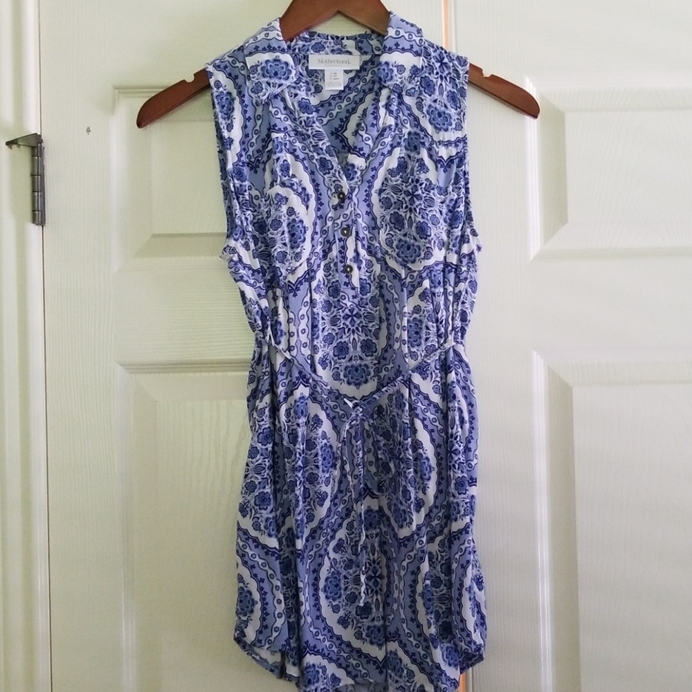 Motherhood Maternity tank top